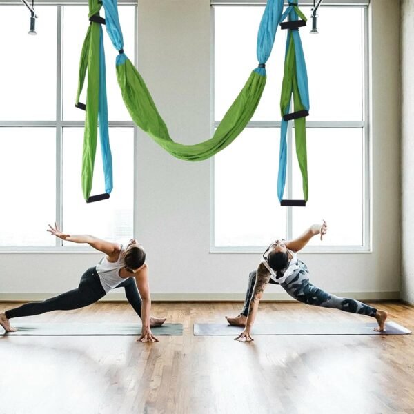 Yoga Hammock, 20 Pieces Yoga Rope Set, Anti-Gravity 2.5 m Yoga Swing Nylon with 2 Yoga Straps 1 m, 6 Handles, Mounting Accessories, Bag, Aerial Yoga Towel Non-Slip, Yoga Leg Stretcher Fitness - Image 7