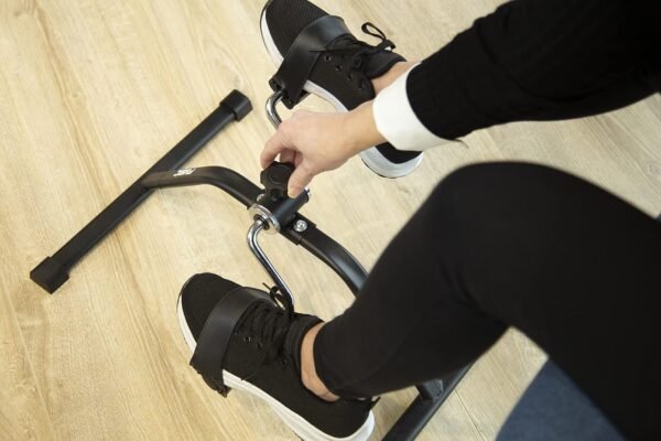 Fysic FW8 Mini Exercise Bike - Arm Leg Trainer - Mobility Trainer for Seniors - Black - Image 8